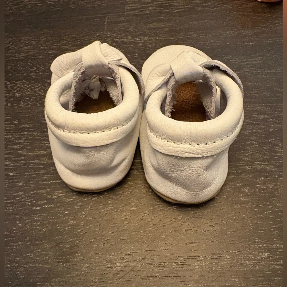 Freshly Picked Leather Baby Moccasins - white